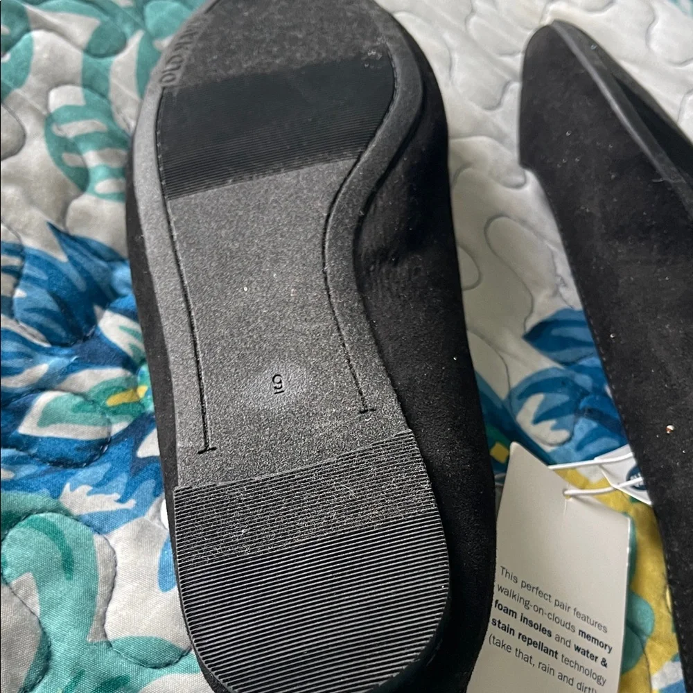 Old Navy Women's Classic Black Loafers - Picture 3 of 5